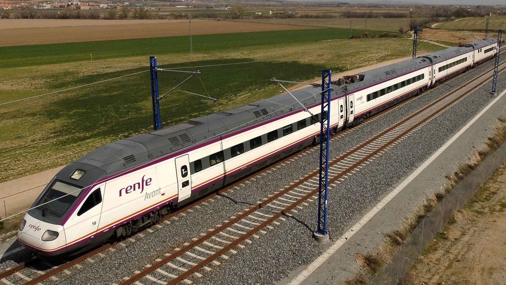 Imagen de archivo de un tren de alta velocidad. RENFE