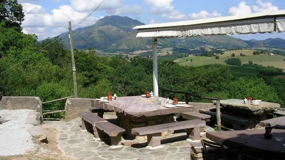 Restaurante Venta Antton en Navarra cerca de Sara y Zugarramurdi. en-pays-basque.fr