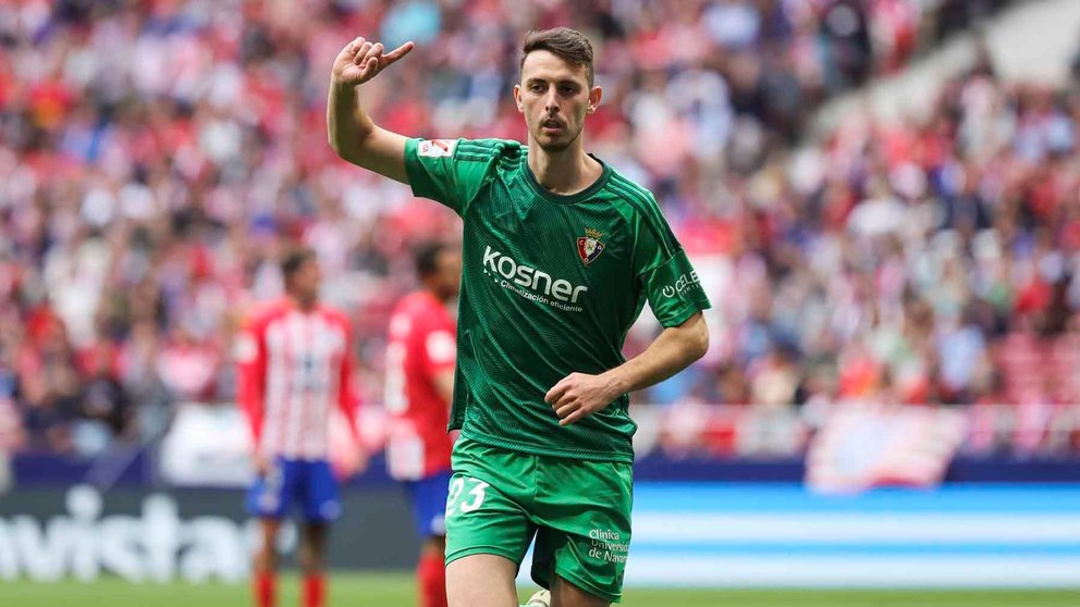 Raúl García de Haro celebra su gol en el Metropolitano en el partido contra el Atlético de Madrid. EFE / Kiko Huesca.