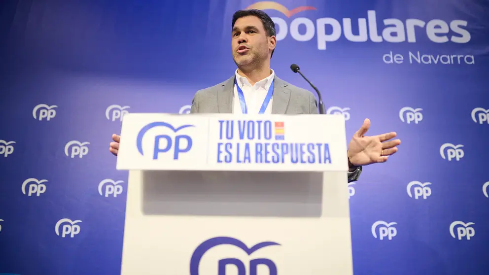Javier Garc&iacute;a, presidente del PPN, hace valoraciones sobre los resultados de las elecciones europeas. PABLO LASAOSA