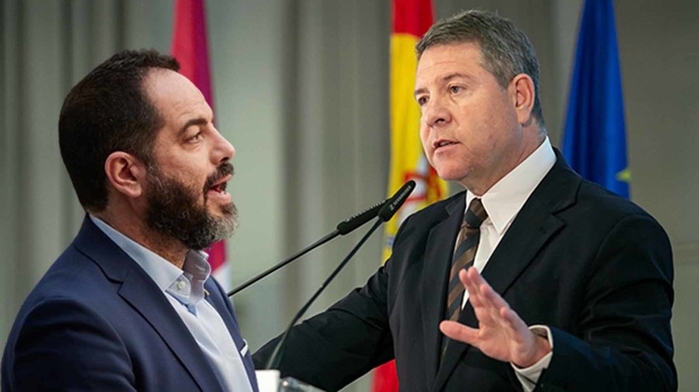 El presidente de Castilla-La Mancha, Emiliano García-Page, y el secretario de organización del PSN, Ramón Alzórriz.