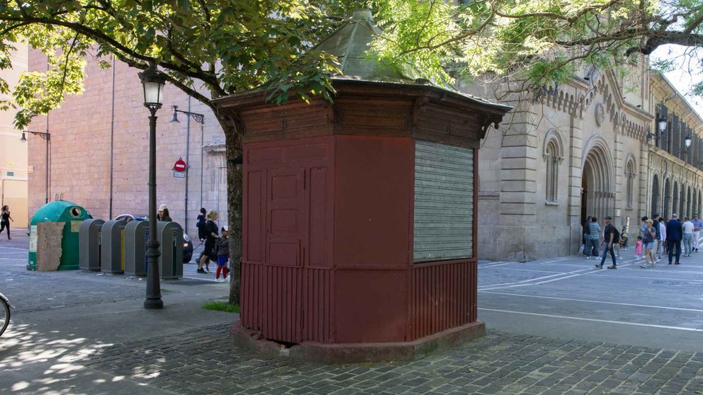 Quiosco de la plaza de Recoletas, al final de la calle Mayor. AYUNTAMIENTO DE PAMPLONA