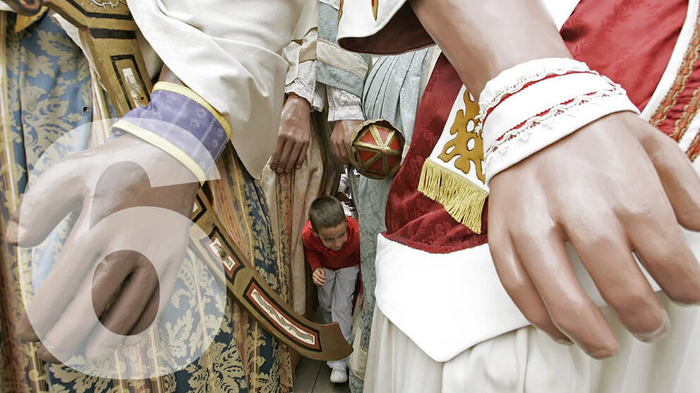 San Fermín 6 de julio. Comparsa de Gigantes y Cabezudos. REUTERS