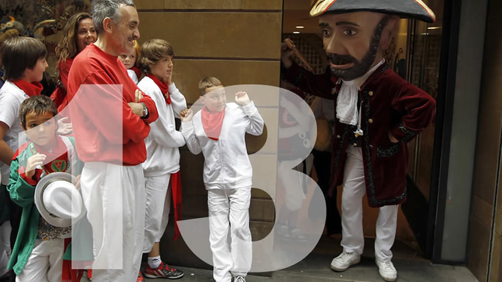 San Fermín 13 de julio. Comparsa de Gigantes y Cabezudos. REUTERS