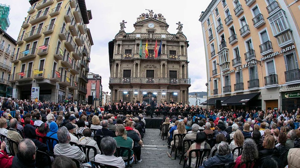 El concierto presanferminero de 2023 de La Pamplonesa en la Plaza del Ayuntamiento de Pamplona. AYUNTAMIENTO DE PAMPLONA