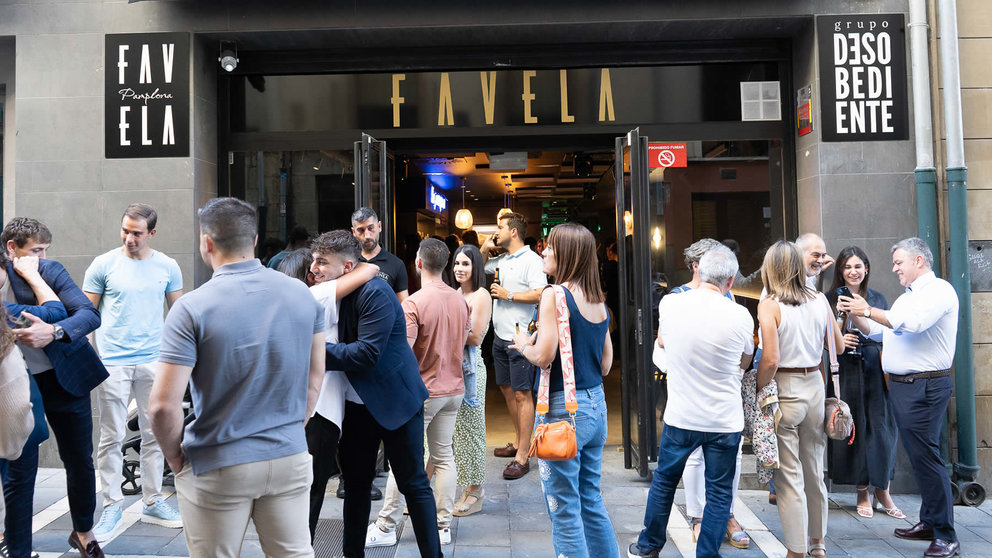 Fiesta de inauguración del bar Favela en la calle Tejería número 13 de Pamplona. CEDIDA