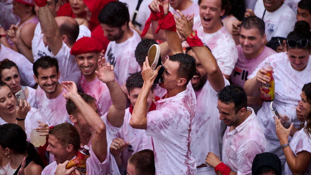 Chupinazo de San Fermín 2024 en la Plaza del Ayuntamiento de Pamplona. PABLO LASAOSA