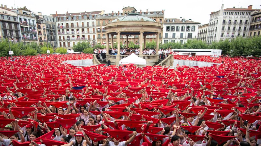 Chupinazo de San Fermín 2024 en la plaza del Castillo de Pamplona. AYUNTAMIENTO DE PAMPLONA (1)