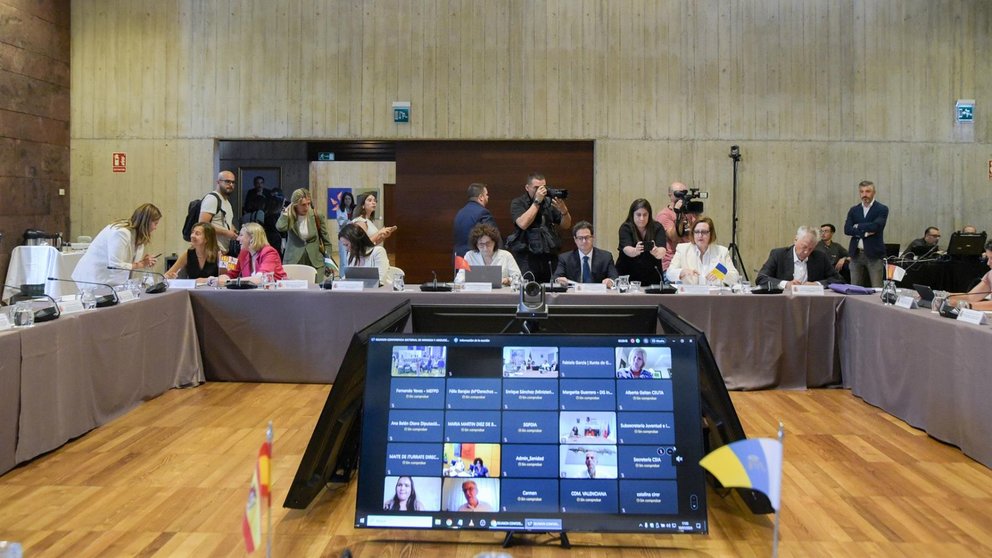 Vista general de la reunión de la Conferencia Sectorial de Infancia y Adolescencia, a 10 de julio de 2024, en Santa Cruz de Tenerife, Canarias (España). En la cita de hoy se aborda el acuerdo para la modificación de la Ley Orgánica de Extranjería que gara - Europa Press Canarias - Europa Press