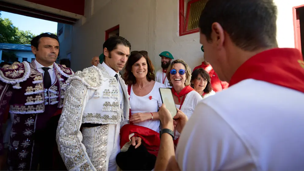 Sexta corrida de la Feria del Toro de San Fermín 2024 con toros de Jandilla para Cayetano Rivera, Roca Rey y Pablo Aguado. IÑIGO ALZUGARAY
