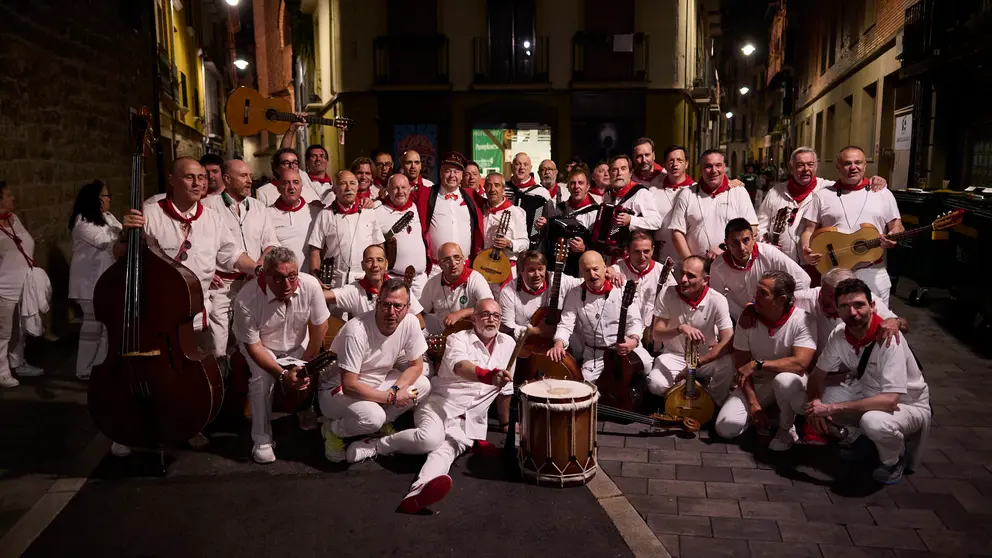 La Cofradía de San Saturnino despide San Fermín 2024 con el Pobre de Mí del Guti. PABLO LASAOSA