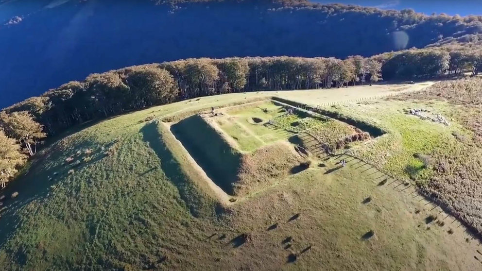 Imagen de uno de los búnkeres de la zona de Burguete. MEMORIA Y CONVIVENCIA/YOUTUBE