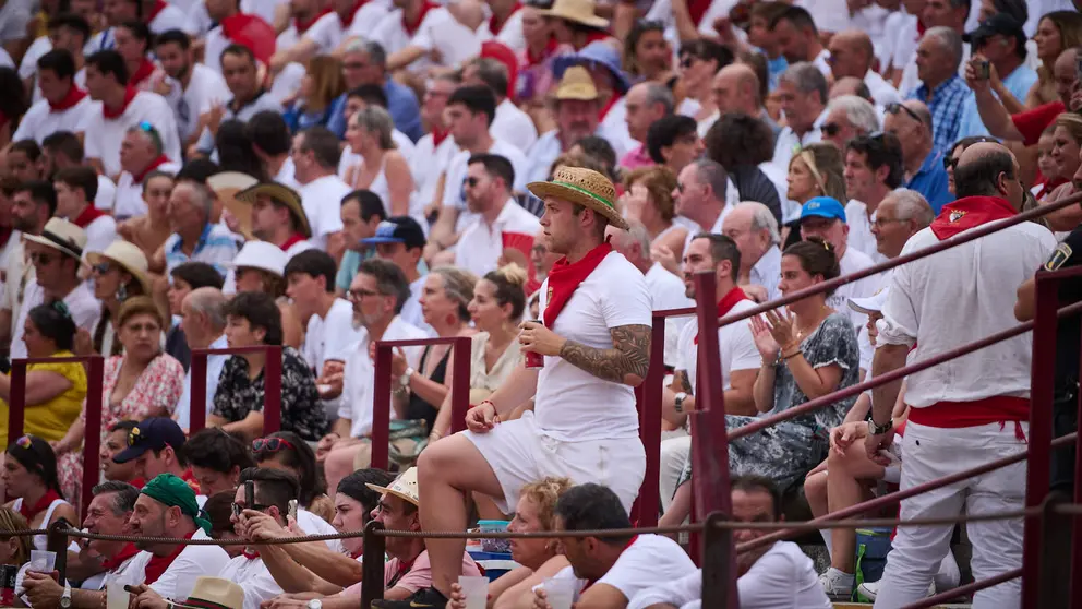 Corrida de toros de fiestas de Tudela 2024 con rejones de El Capea para Pablo Hermoso de Mendoza y cuatro toros de El Parralejo para Manzanares y Andrés Roca Rey. PABLO LASAOSA