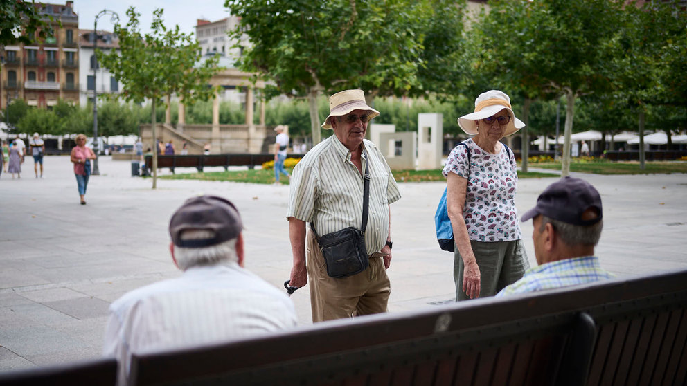 Día de calor y lluvia en Pamplona durante la nueva jornada de ola de calor. PABLO LASAOSA