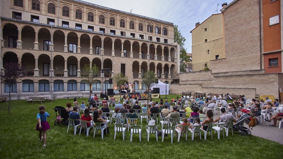 El patio del Palacio de Ezpeleta se convierte en escenario de teatro en verano. AYUNTAMIENTO DE PAMPLONA