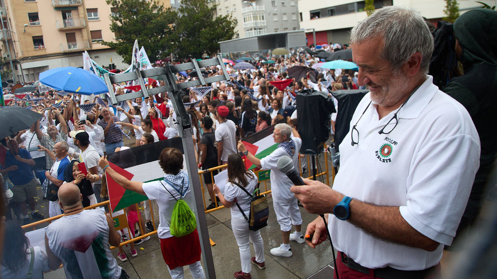 Chupinazo de las Fiestas de Burlada 2024. IÑIGO ALZUGARAY