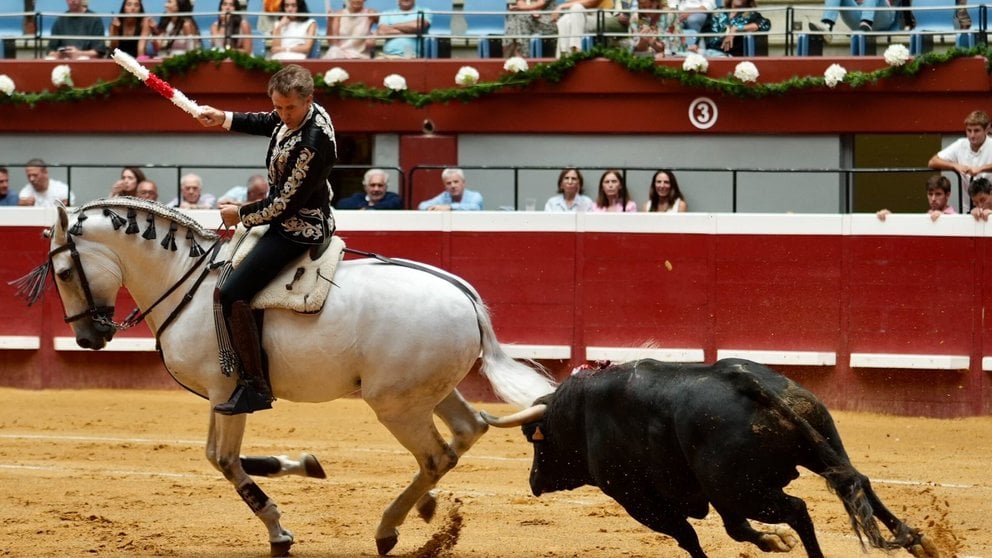 Pablo Hermoso de Mendoza en la corrida en la Semana Grande de San Sebastián. BMF TOROS Estefanía Azul