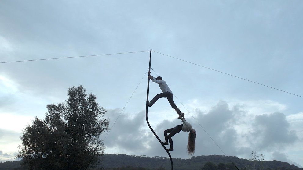 Acrobacias circulares, mástiles y funambulismo a gran altura, las propuestas de las tres últimas sesiones de circo del festival de las Murallas en la Ciudadela. AYUNTAMIENTO DE PAMPLONA