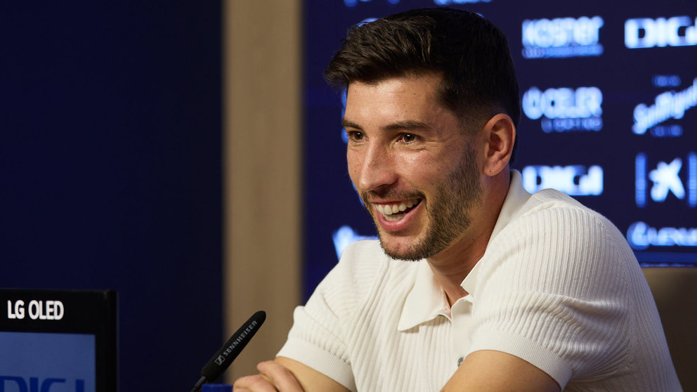 Rueda de prensa de despedida de David García como jugador de Osasuna. Tras 10 años en el primer equipo, el capitán rojillo se marcha a jugar a la liga de Catar. IÑIGO ALZUGARAY