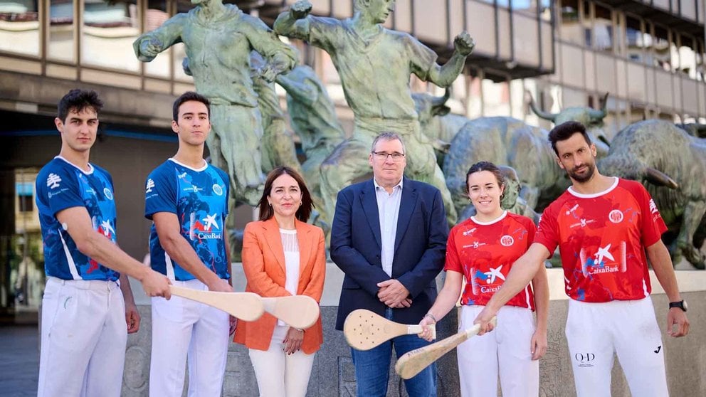 Presentación del torneo CaixaBank de pelota en San Fermín Txikito. Cedida.