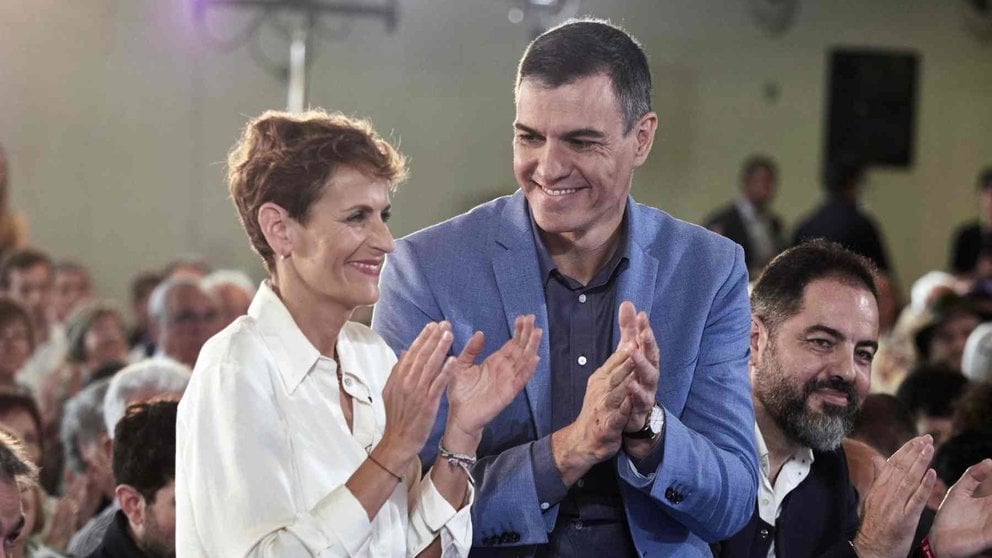 María Chivite y Pedro Sánchez en un mitin en Pamplona. EUROPAPRESS