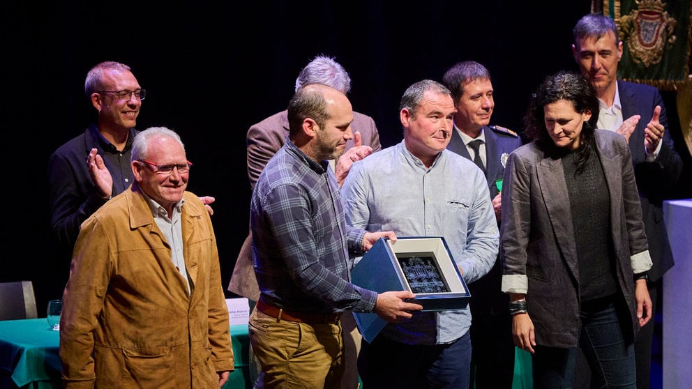 La Policía Municipal de Pamplona celebra el día de su patrón, San Miguel. PABLO LASAOSA