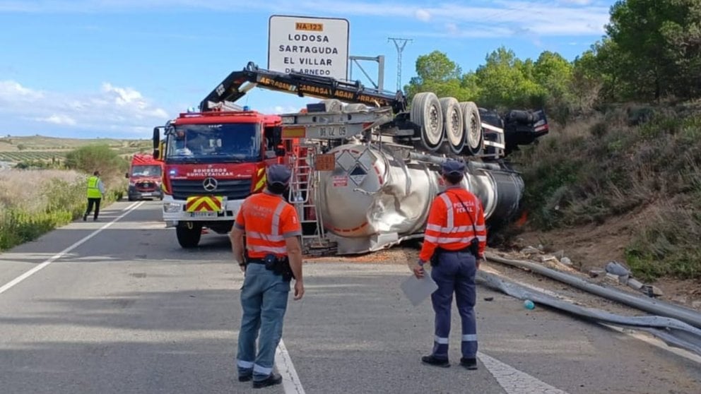 Imágenes del accidente de Lodosa. POLICÍA FORAL