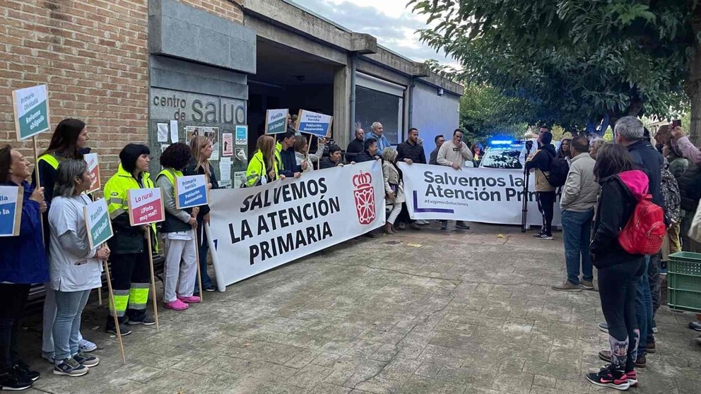 Concentración de sanitarios de la Zona Básica de Salud de Peralta - CENTRO DE SALUD DE PERALTA