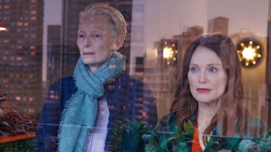 Tilda Swinton y Julianne Moore en La habitación de al lado