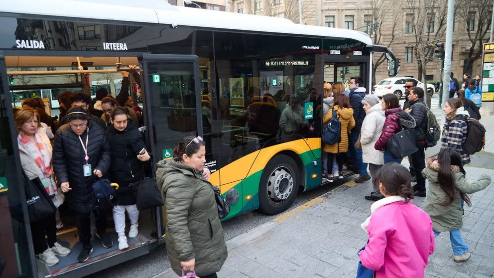 Huelga de villavesas en Pamplona. IÑIGO ALZUGARAY