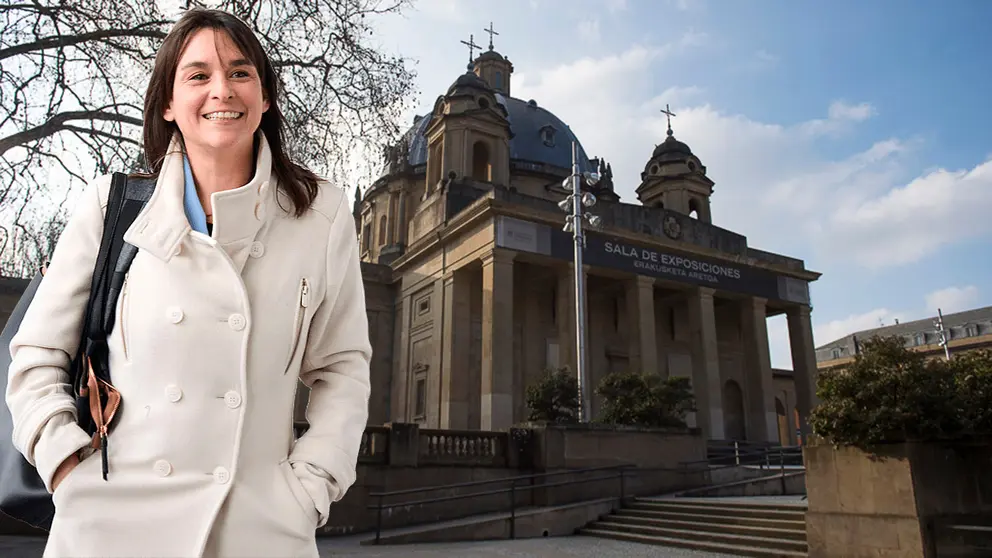 Fotomontaje de Begoña Alfaro de Contigo Navarra sobre una imagen del Monumento a los Caídos de Pamplona.