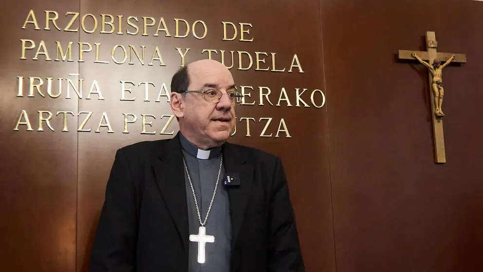 El arzobispo de Pamplona y Tudela, Florencio Roselló, realiza un balance de sus trece meses de episcopado en Navarra y repasa los temas de actualidad tanto en la Archidiócesis como en la Iglesia en el primer aniversario de su nombramiento. IÑIGO ALZUGARAY