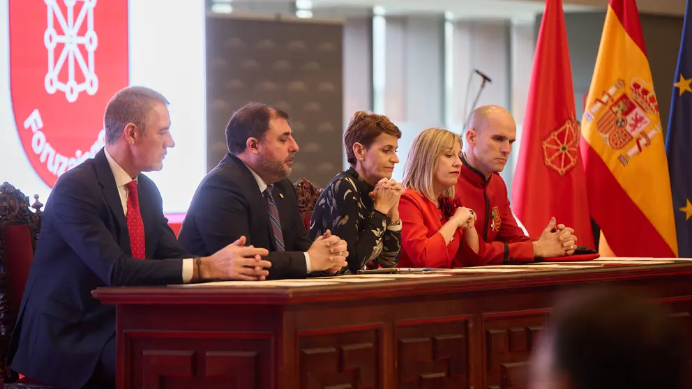 Acto institucional con motivo del Día de la Policía foral, presidido por la presidenta de Navarra, María Chivite, en el que se entregan reconocimientos a personas e instituciones por su colaboración y a agentes del propio cuerpo por sus servicios. IÑIGO ALZUGARAY