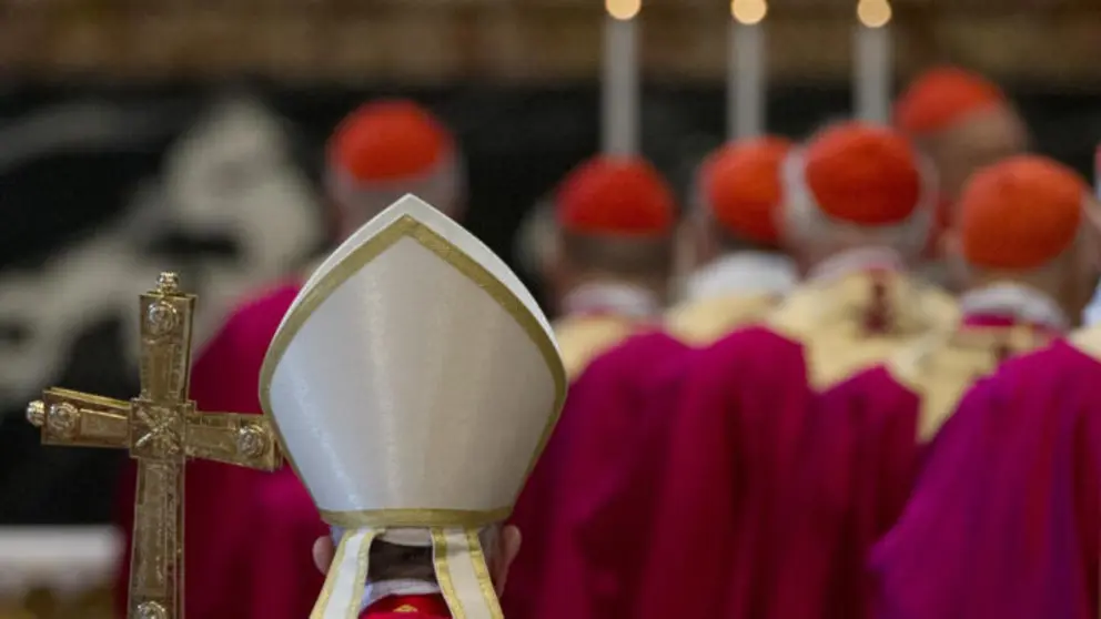 Fumata blanca en el Vaticano.
