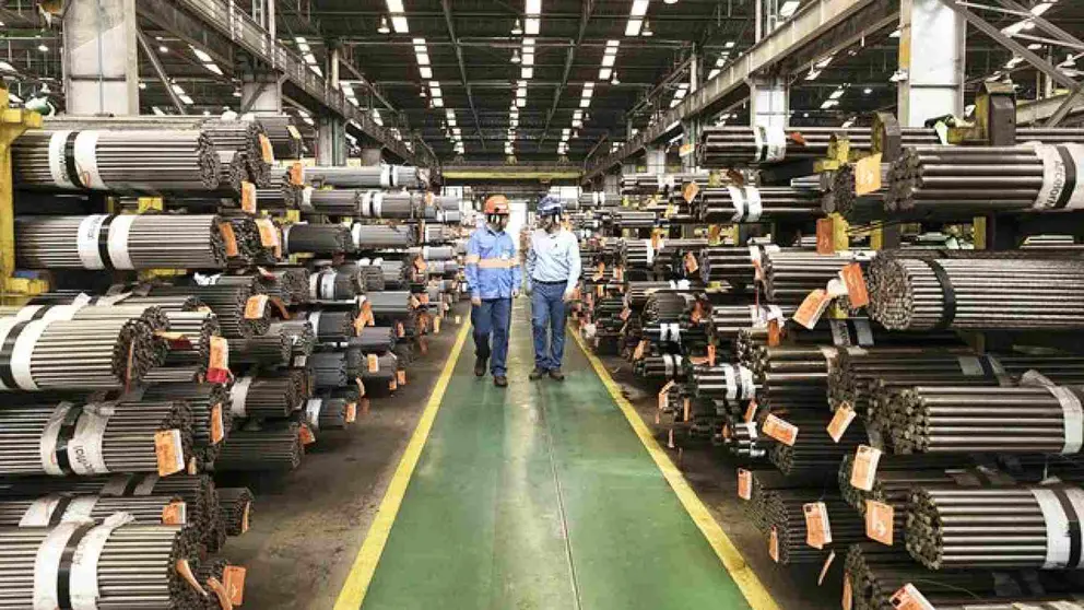 Trabajadores de uno de los centros de Arcelor Mittal en Navarra. ARCELOR MITTAL