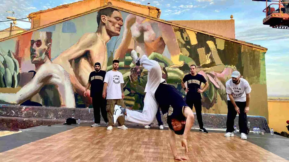 Exhibiciónd e danza urbana en el contexto del 31330 Art Festival de Villafranca. 31330 ART FESTIVAL