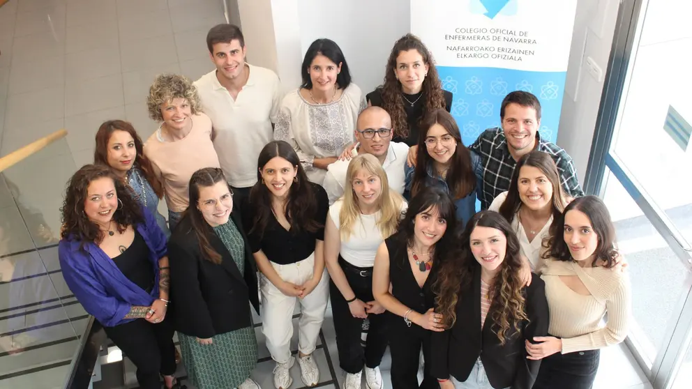 Reconocimiento del Colegio profesional a las nuevas enfermeras especialistas formadas en Navarra. CEDIDA