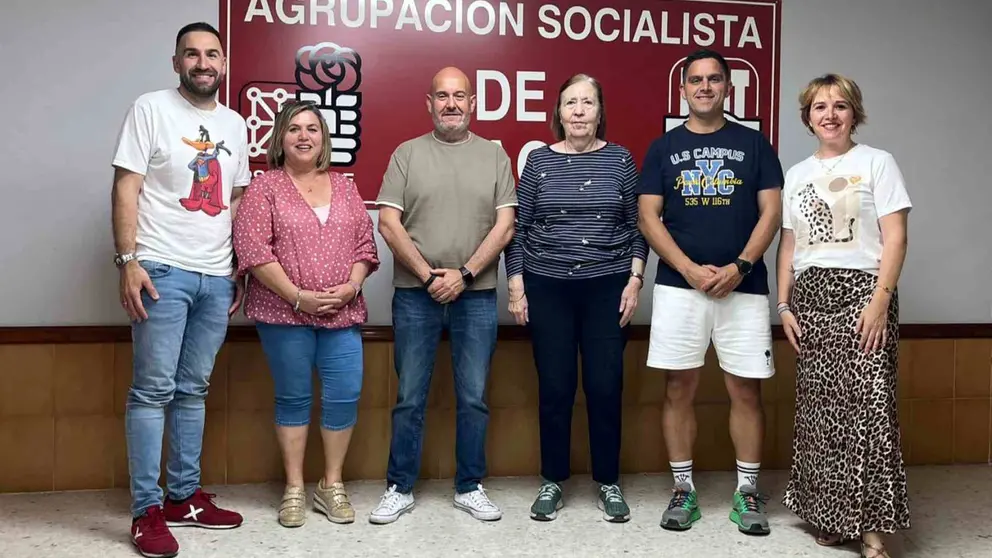 Comité Local PSN Azagra con Ignacio Gutiérrez en el centro. PSN/PSOE