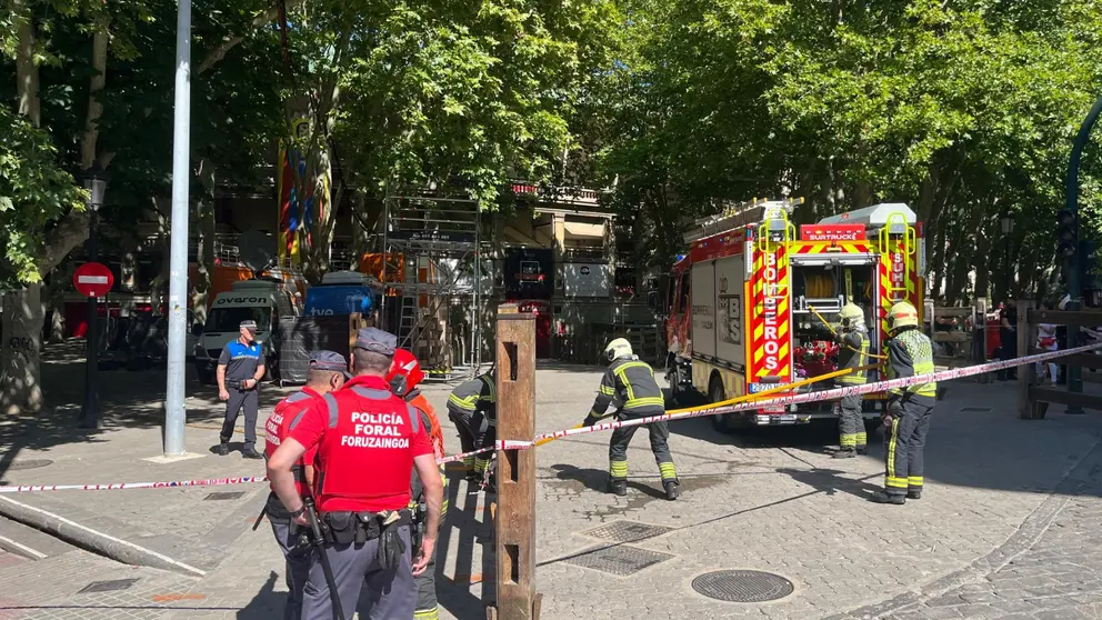 Susto en la plaza de Toros con el incendio de uno de los cables. PABLO LASAOSA