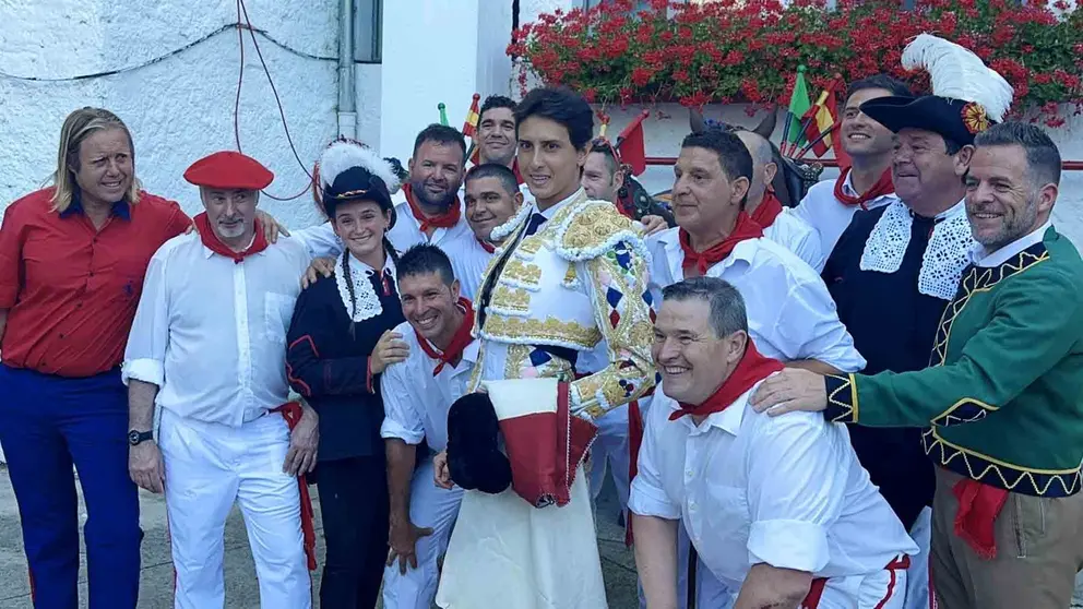 Roca Rey a su llegada a la Plaza de Toros de Pamplona. CEDIDA