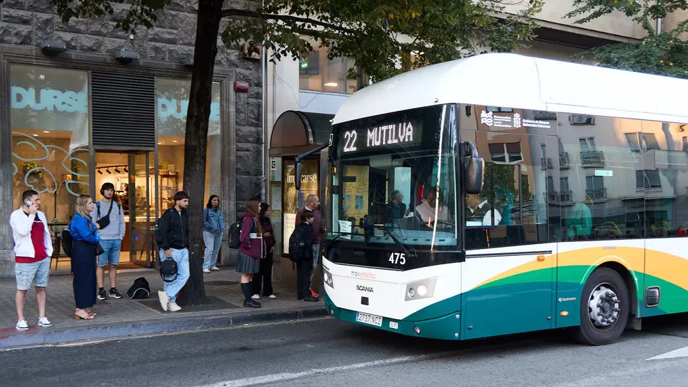 Nueva jornada de la huelga de villavesas en Pamplona. IÑIGO ALZUGARAY