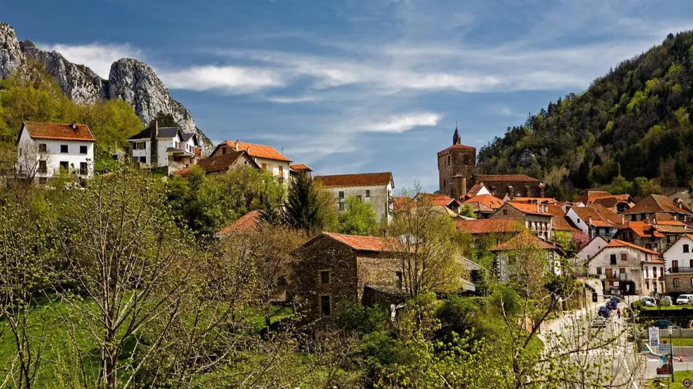 Imagen del pueblo de Isaba en Navarra. Turismo Navarra
