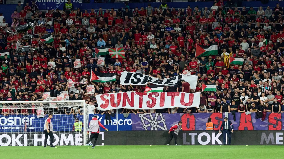 La grada del estadio de El Sadar durante el partido de La Liga EA Sports entre CA Osasuna y Getafe CF disputado en Pamplona. IÑIGO ALZUGARAY