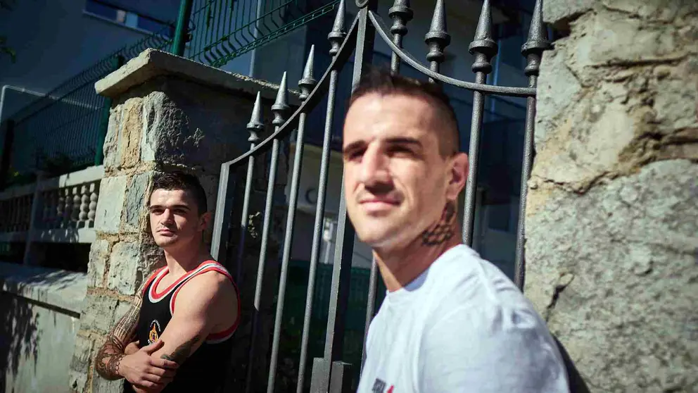 Los hermanos Fernández se juegan en Navarra
el título oficial del Estadio Omnoi de
Bangkok y el Campeonato del Mundo de Muay
Thai. CEDIDA