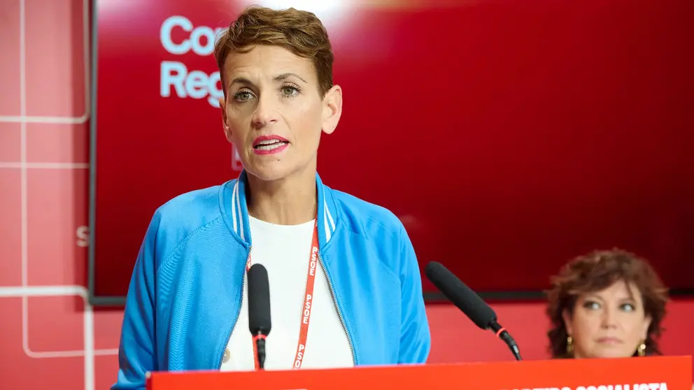 La secretaria general del PSN, María Chivite interviene en el Comité Regional del partido celebrado este sábado en Navarra. EFE/Iñaki Porto
