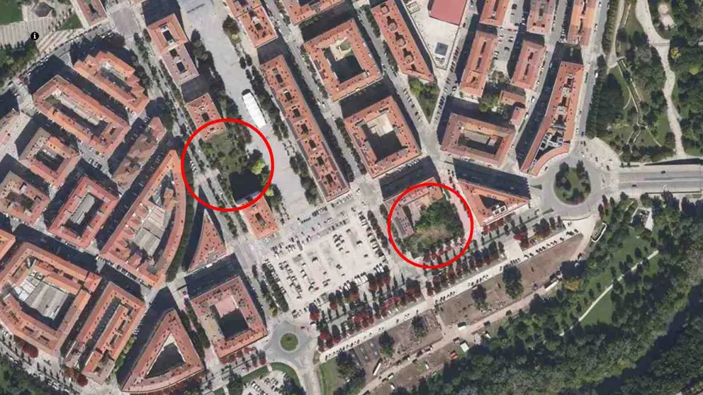Vista aérea del barrio de la Rochapea con las dos parcelas en las que se contruirán viviendas. AYUNTAMIENTO DE PAMPLONA