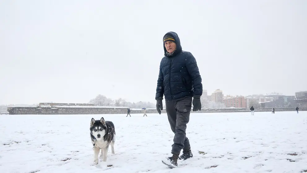 Nieve en Pamplona. I&Ntilde;IGO ALZUGARAY