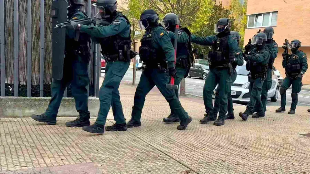 Operación de la Guardia Civil en Berriozar que terminó con la detención del rpesunto autor de los robos en trasteros y garajes. GUARDIA CIVIL