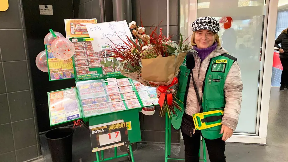 Esmeralda López en su último día de trabajo en el Mercado del Ensanche de Pamplona. Navarra.com