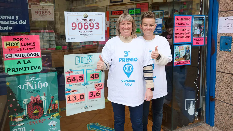 En la administraci&oacute;n de loter&iacute;a "La Esquina de la Suerte", en la avenida de Zaragoza 13 de Pamplona,se han vendido varios d&eacute;cimos del 90.693 agraciado con el tercer premio en la Loter&iacute;a de Navidad 2025. I&Ntilde;IGO ALZUGARAY